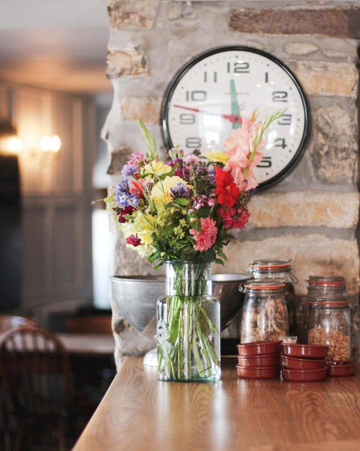 The Five Dials Inn イルミンスター エクステリア 写真